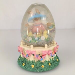 Vtg Easter Bunny Water Globe Musical Egg Shaped Easter Parade PCCW Inc Whimsical
